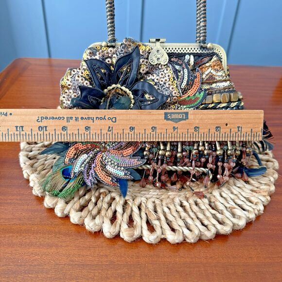 Chicos  Embellished Floral Clutch /Handbag‎ Beads, Sequins, Feathers Vintage - Picture 11 of 12